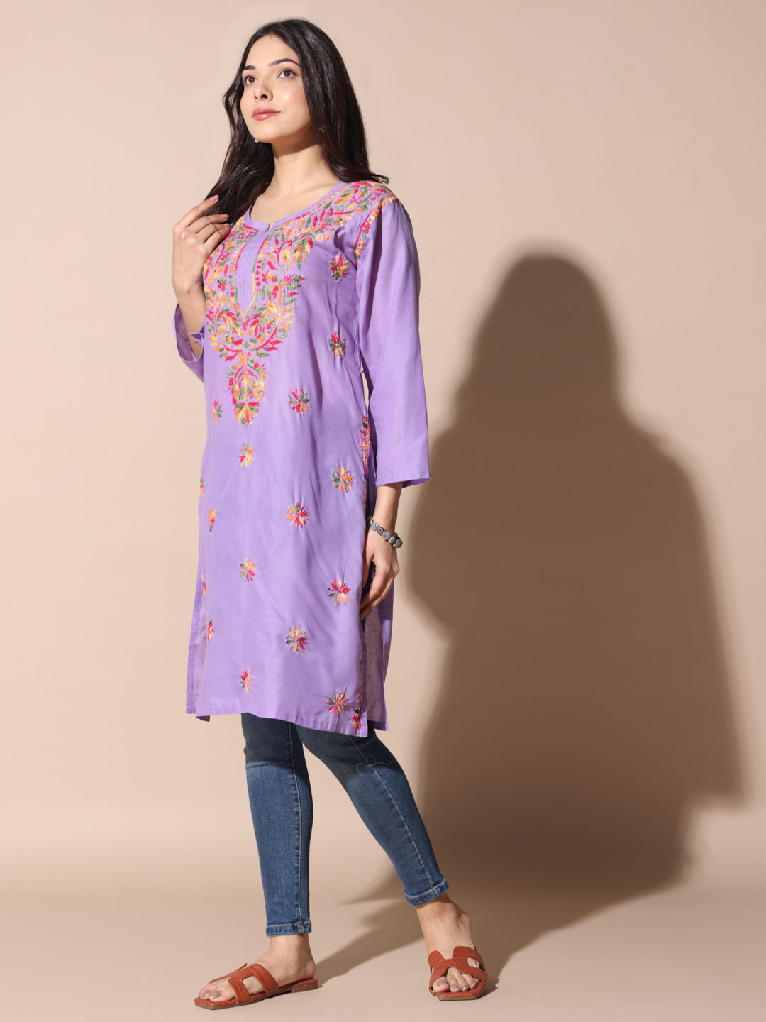 chikankari kurti
