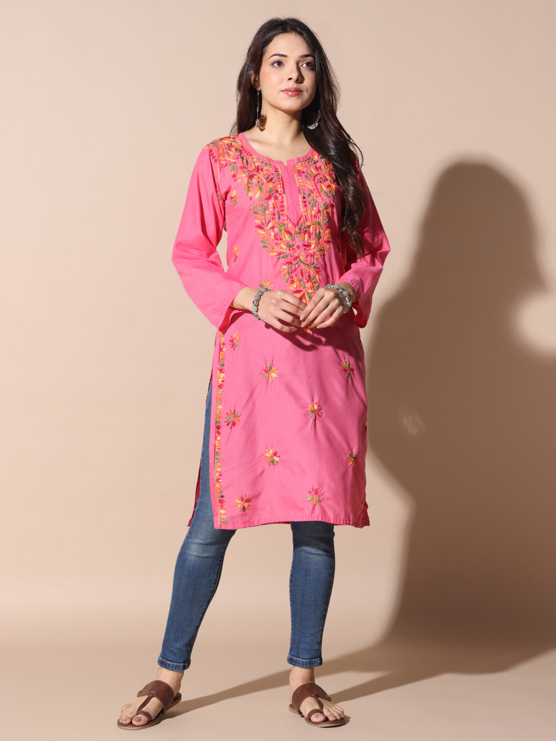 chikankari kurti