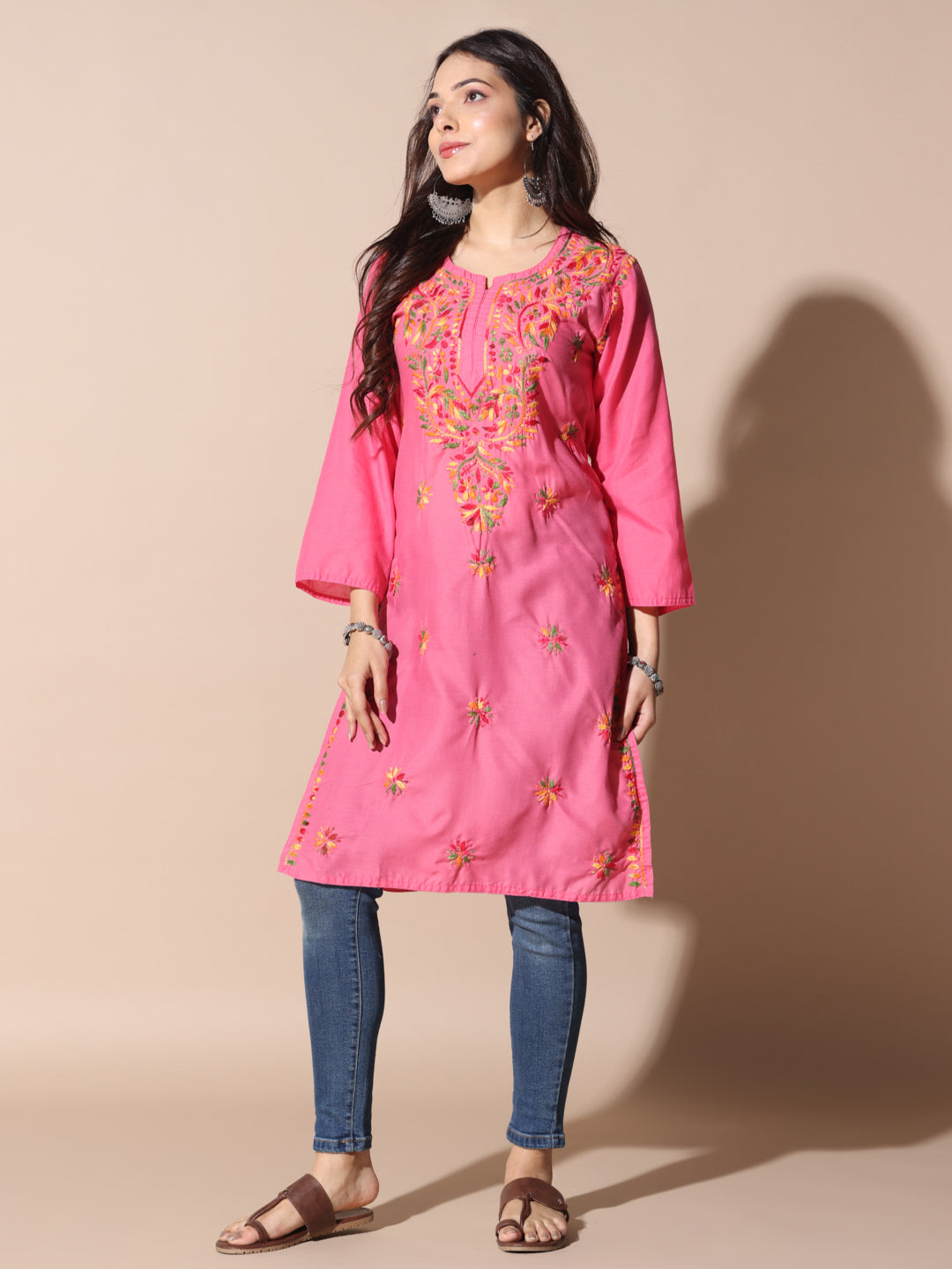 chikankari kurti
