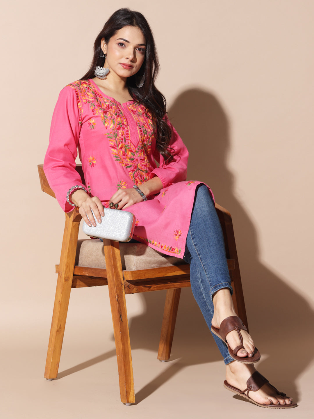 chikankari kurti