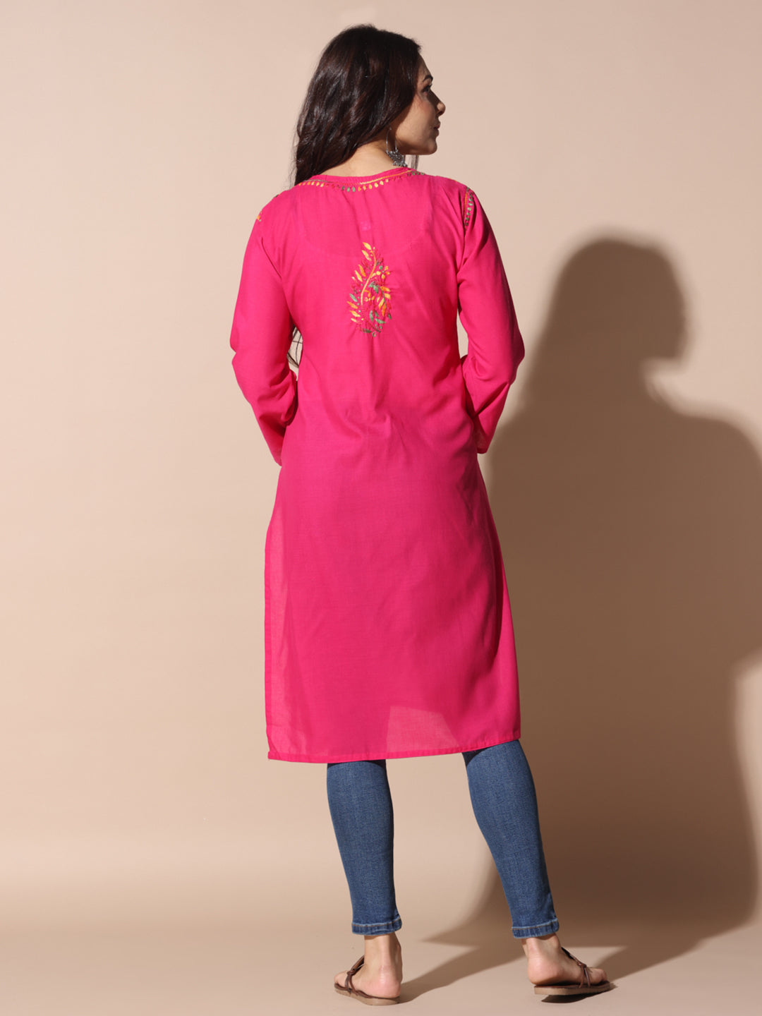 chikankari kurti