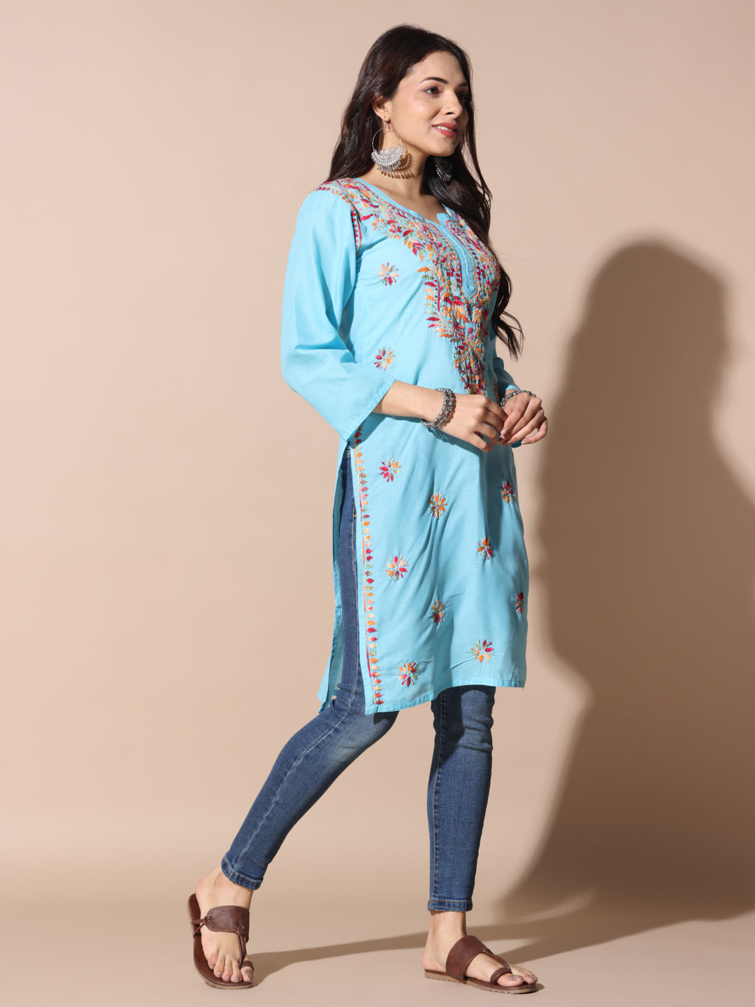 chikankari kurti