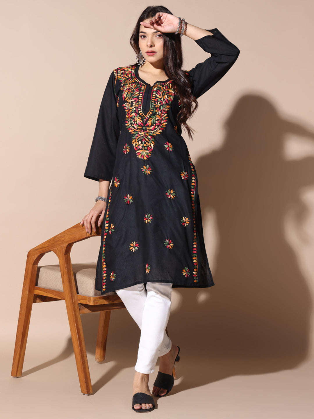 chikankari cotton kurti