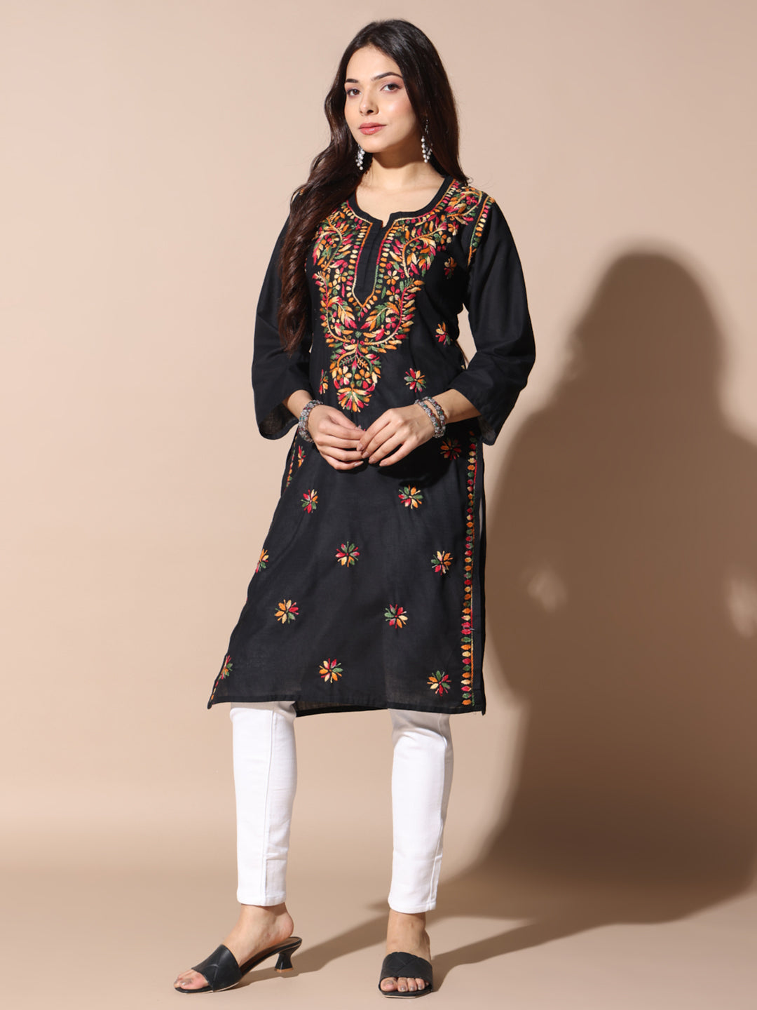 chikankari cotton kurti