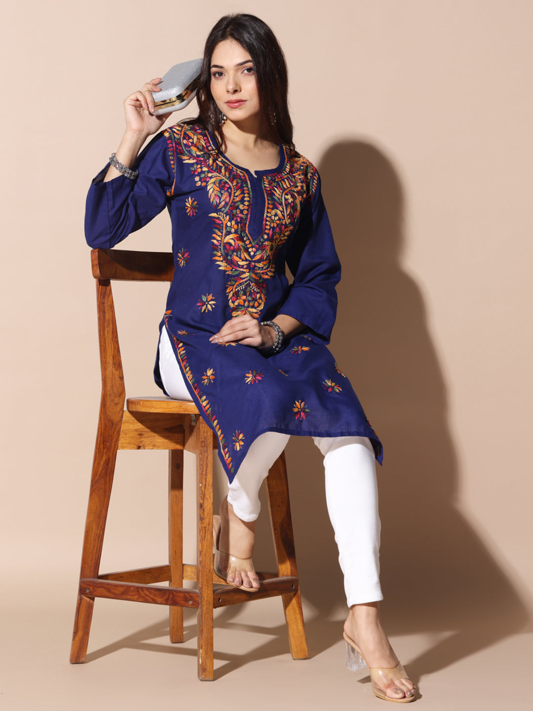 chikankari kurti