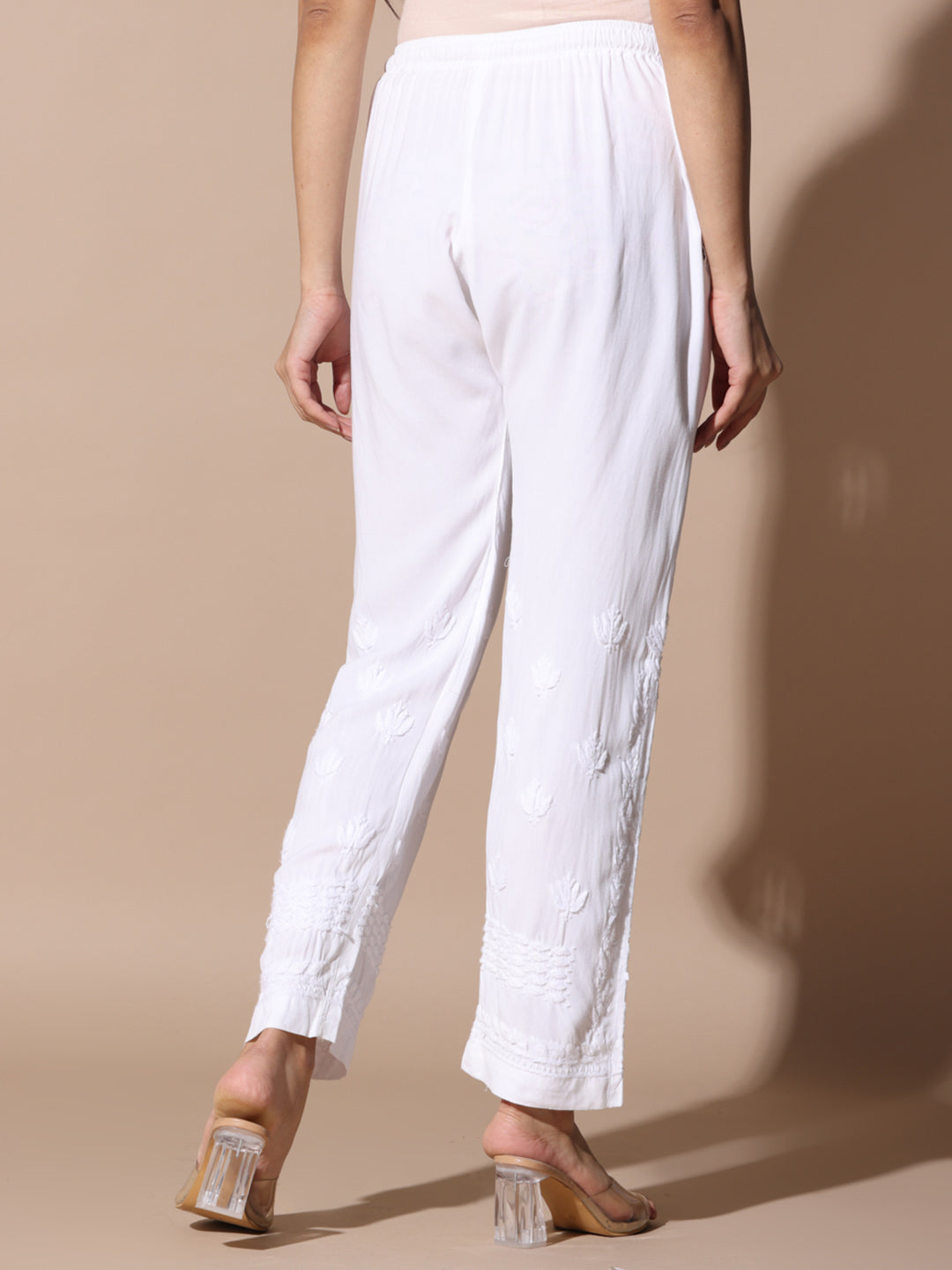 chikankari pant