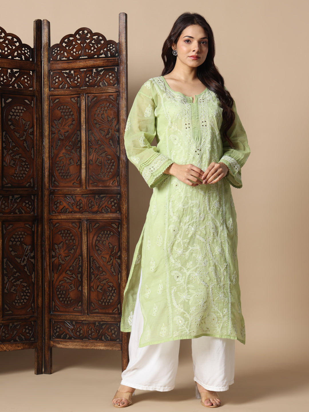 CHIKANKARI KURTI