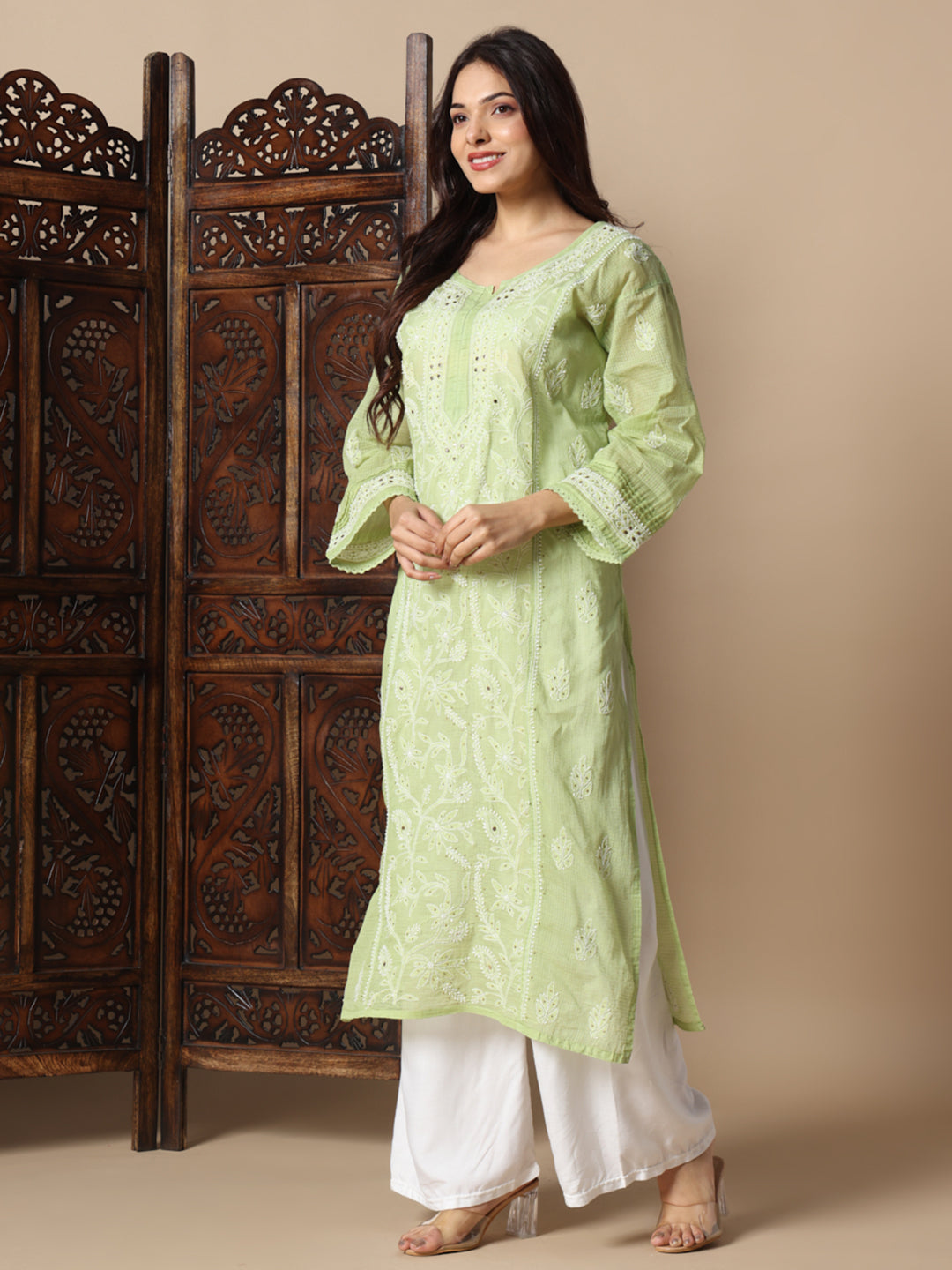 CHIKANKARI KURTI
