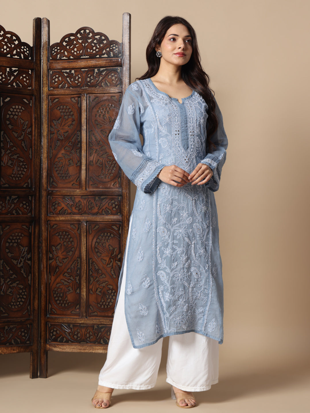 CHIKANKARI KURTI