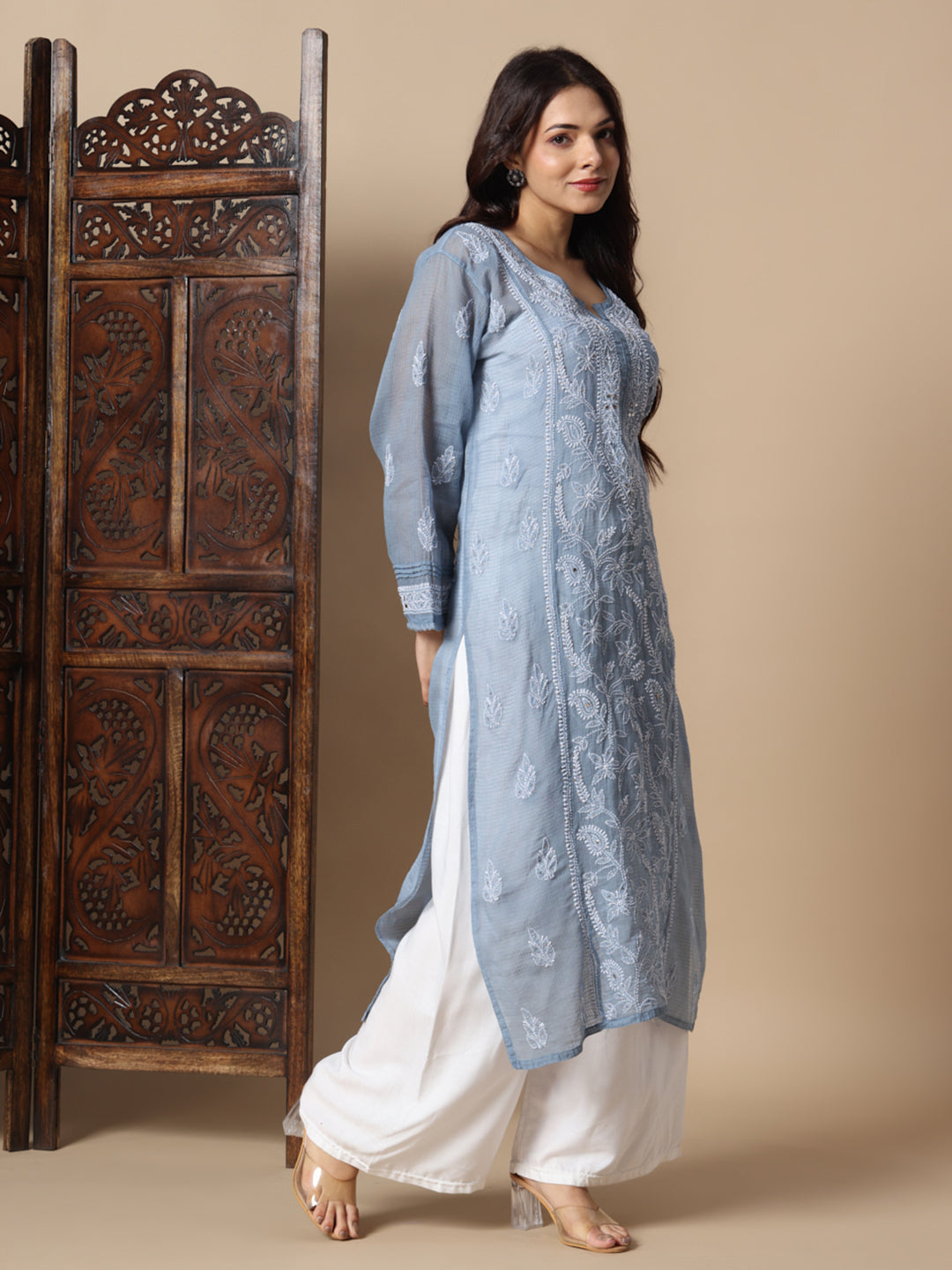 CHIKANKARI KURTI