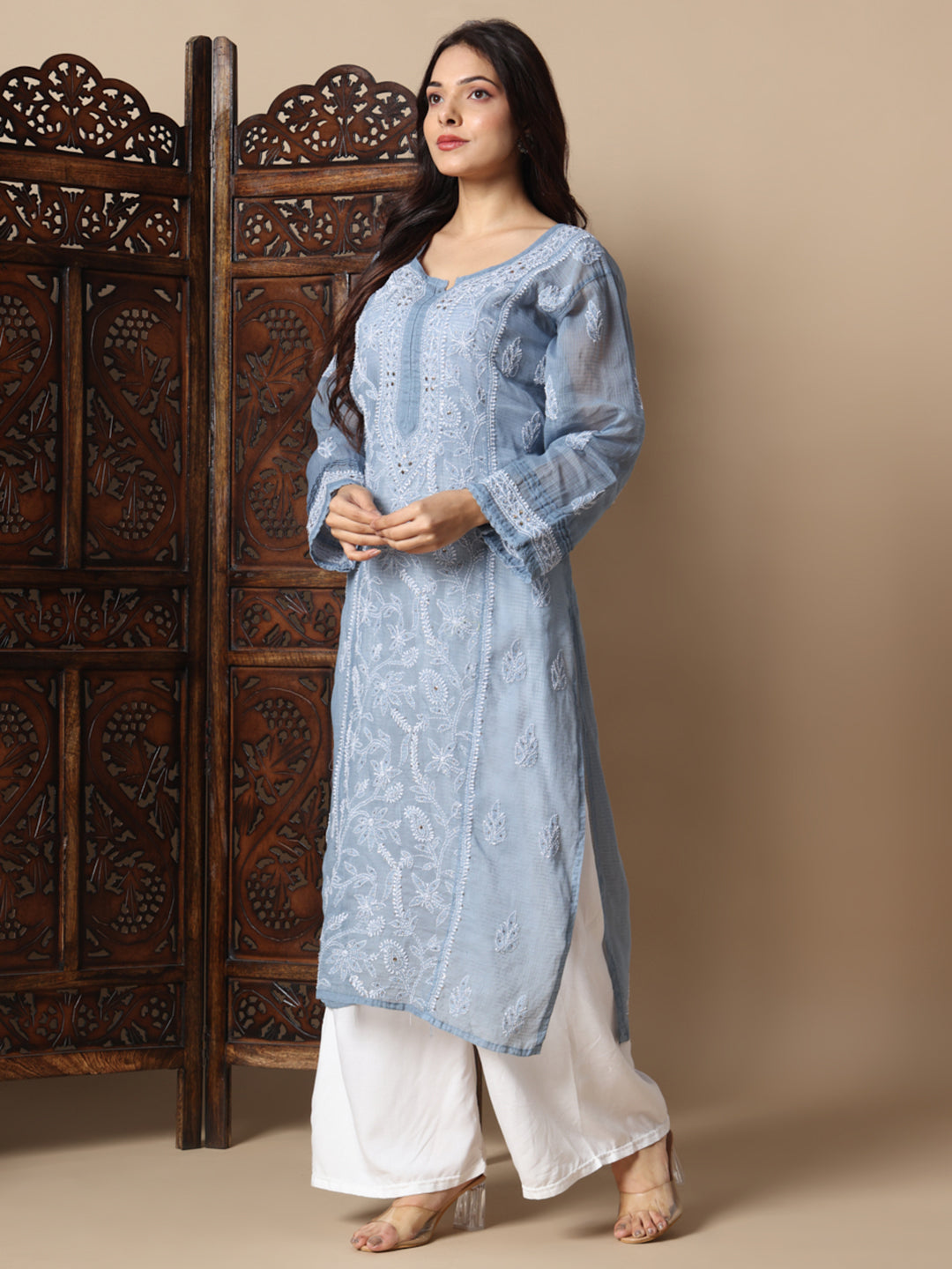 CHIKANKARI KURTI