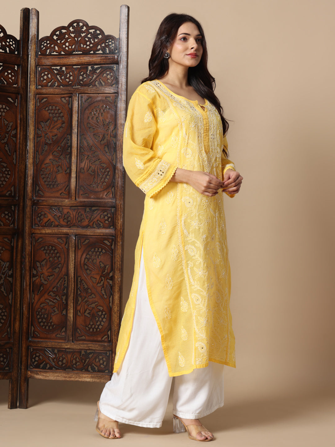 CHIKANKARI KURTI
