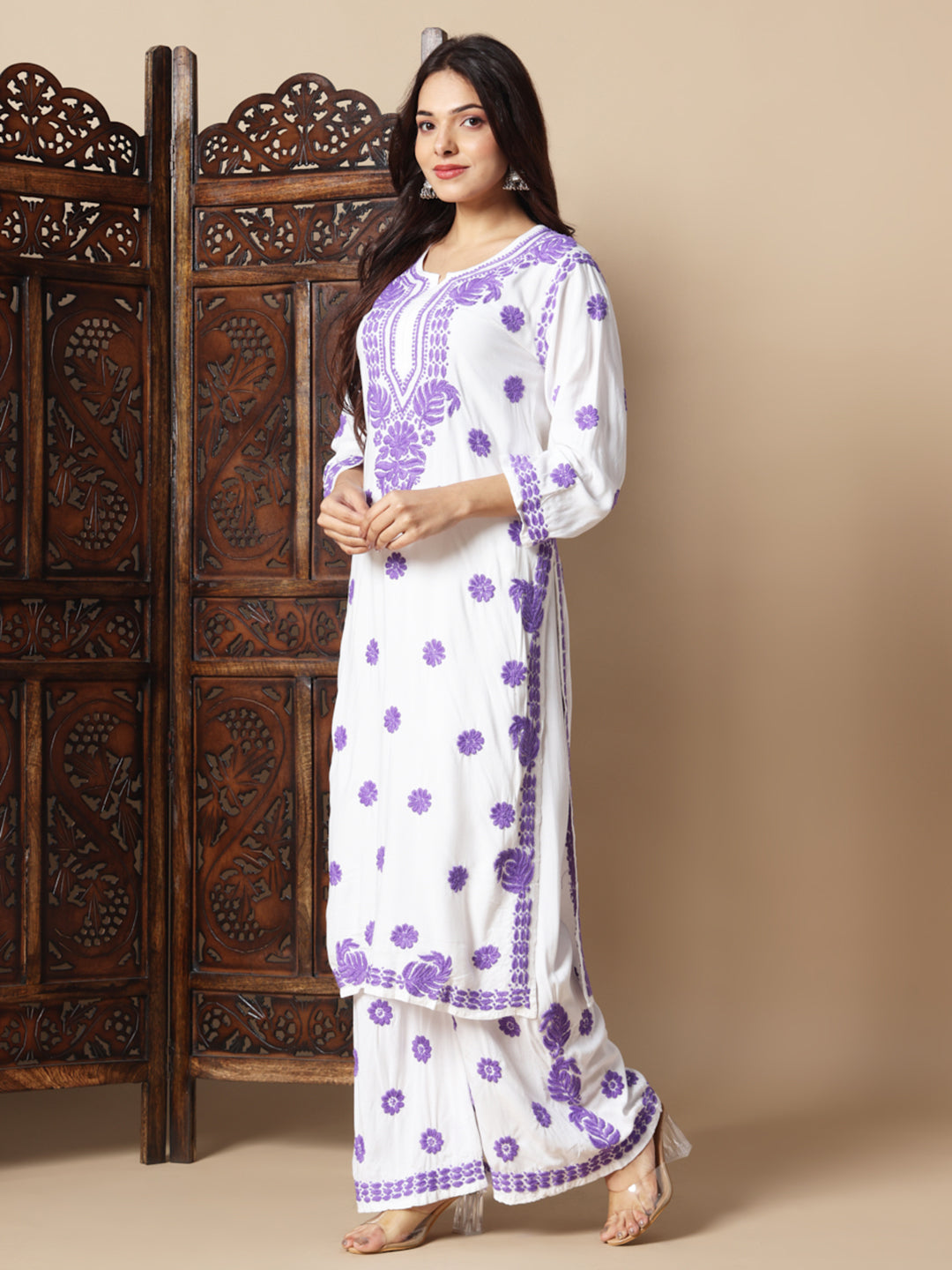 chikankari kurti