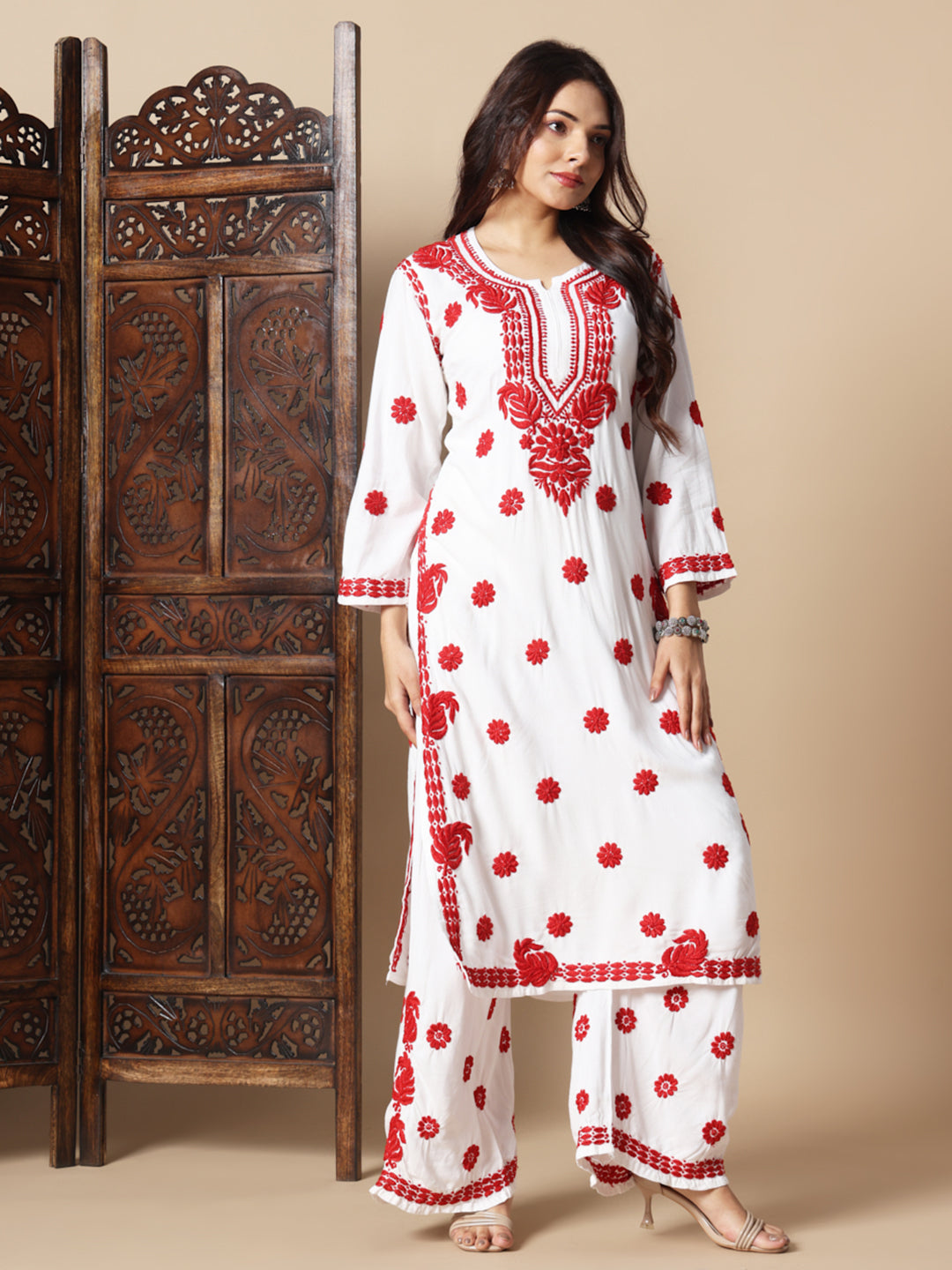 chikankari kurti