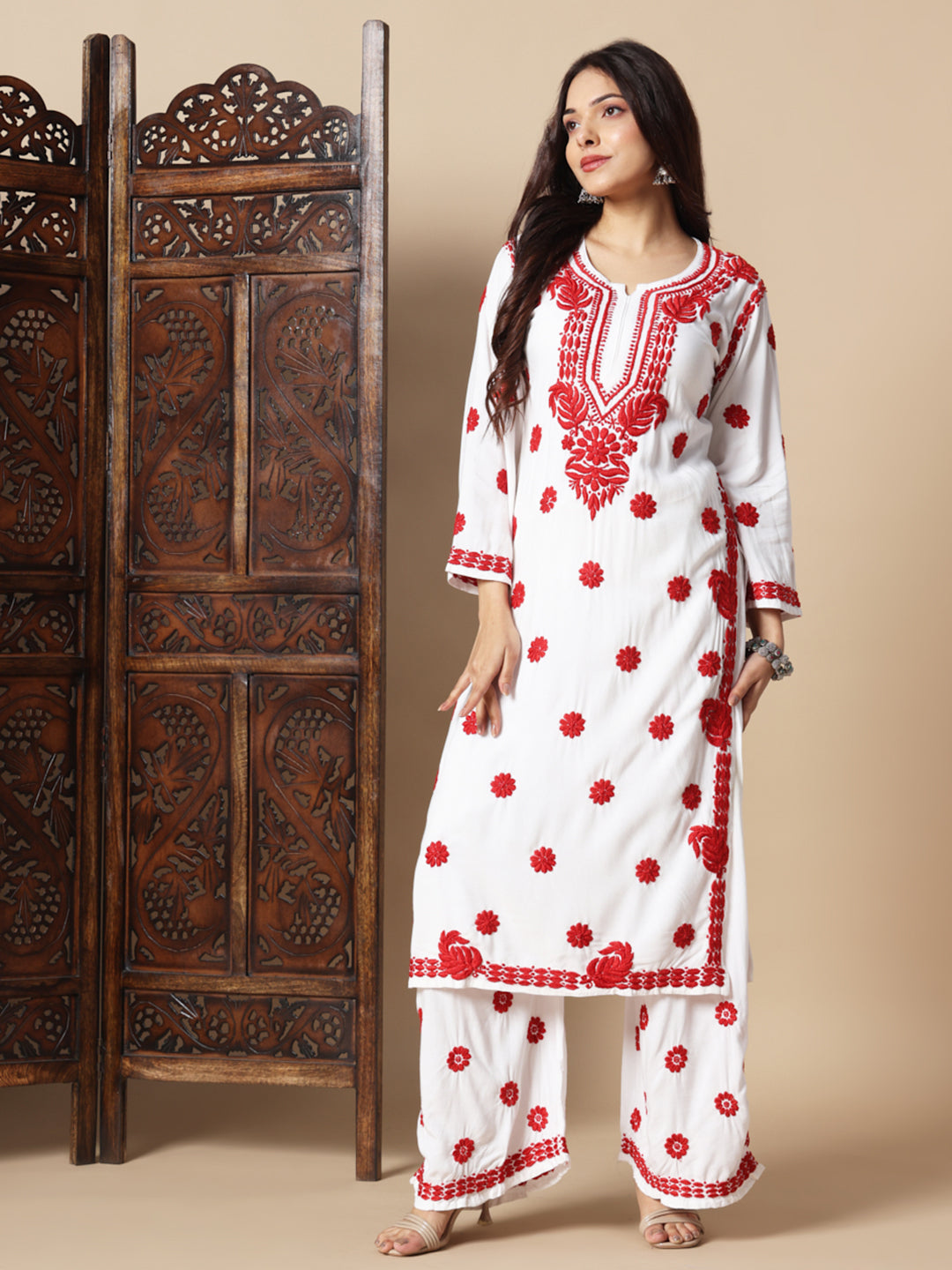 chikankari kurti