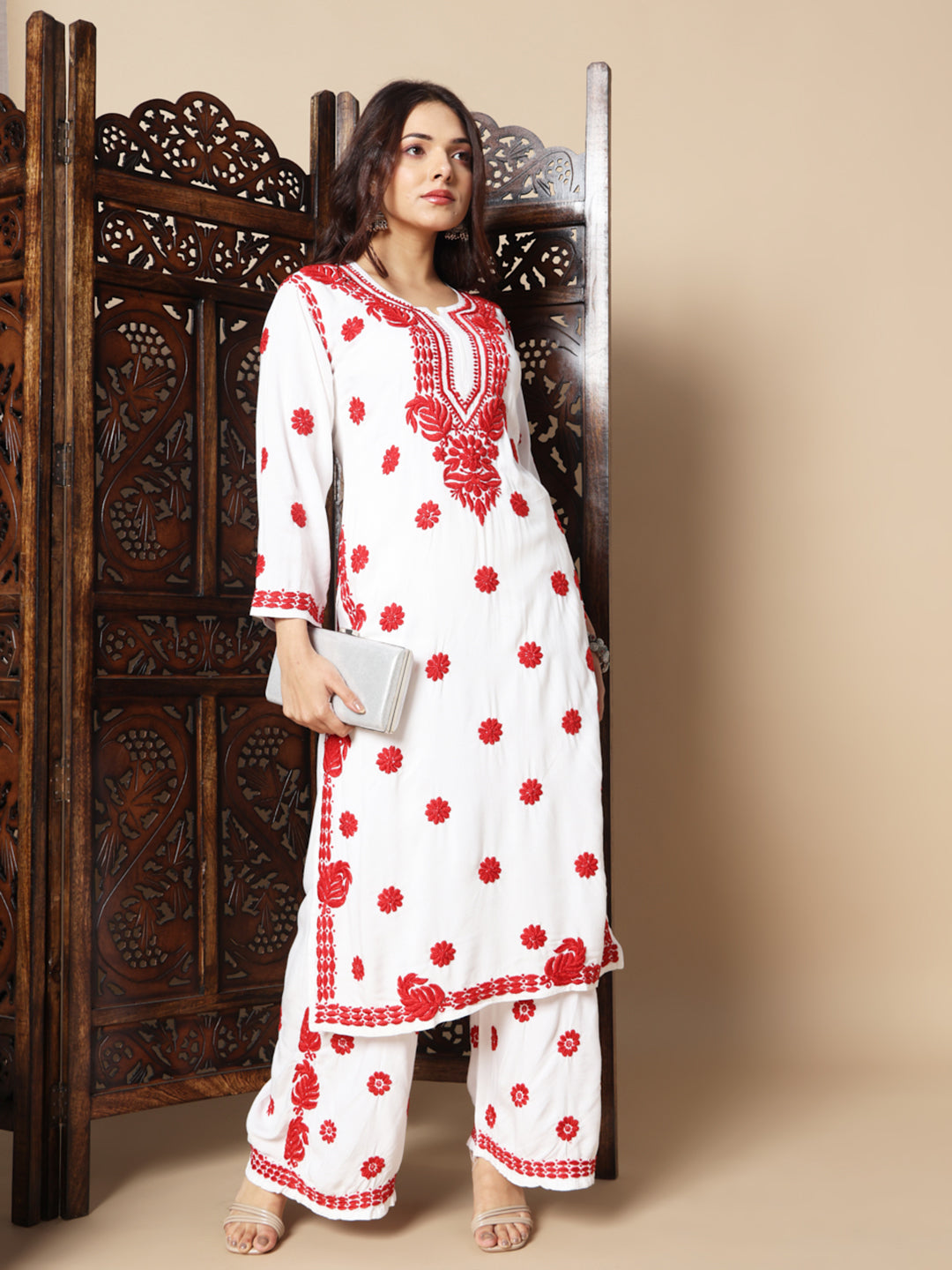 chikankari kurti