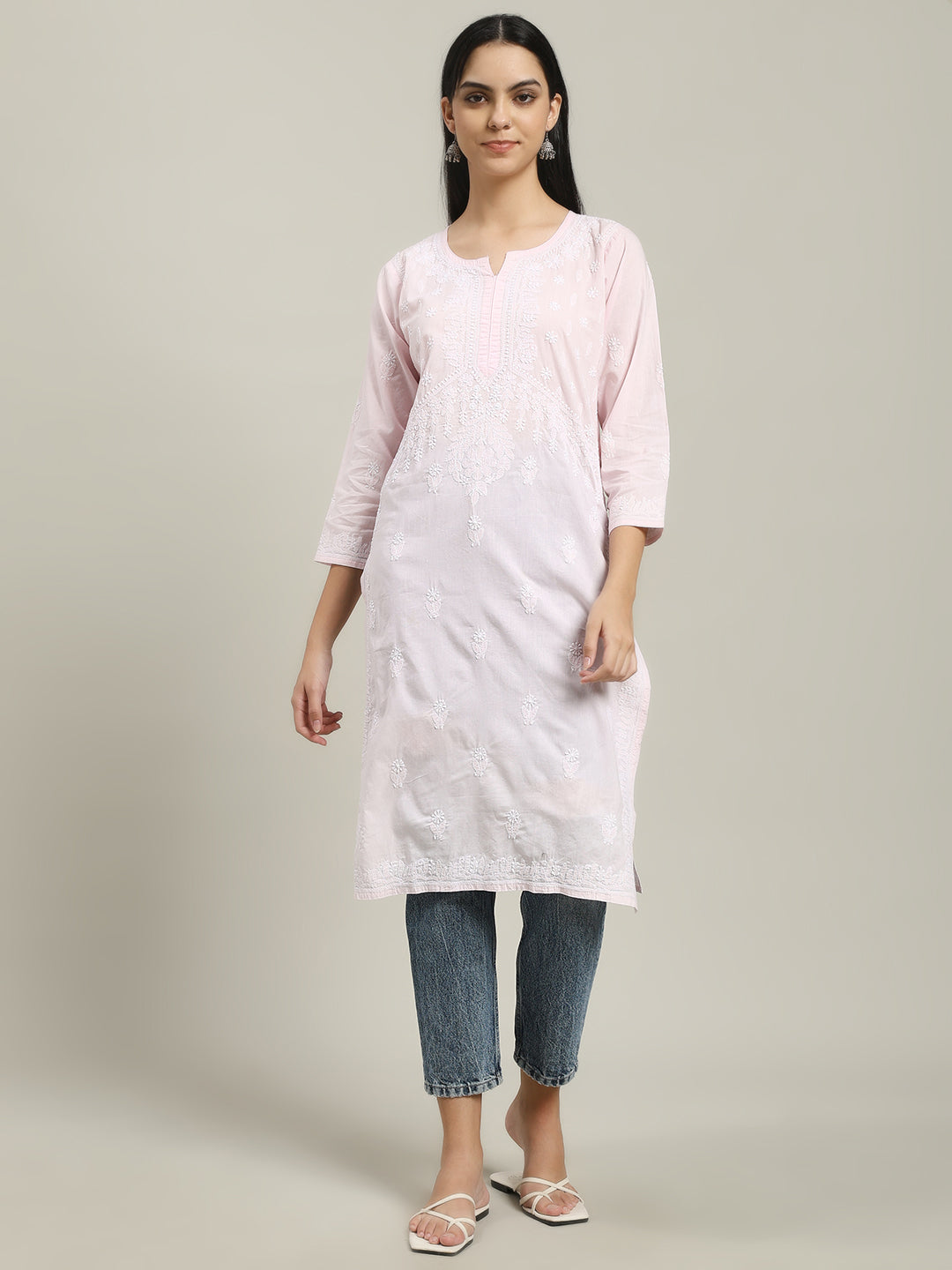 ChikanKari Kurti