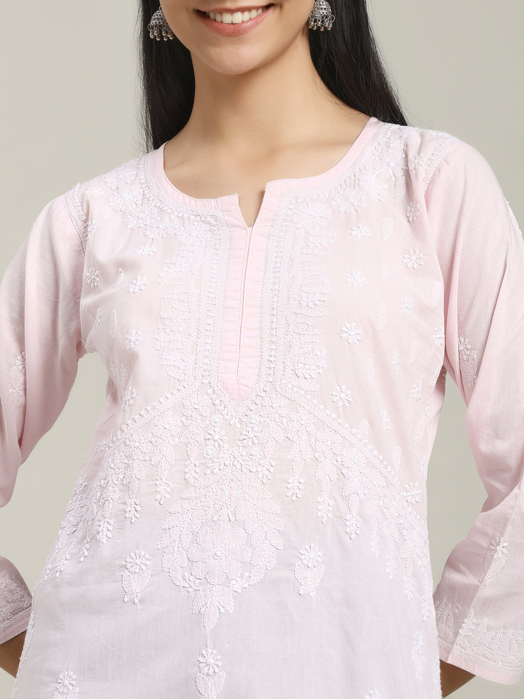 ChikanKari Kurti