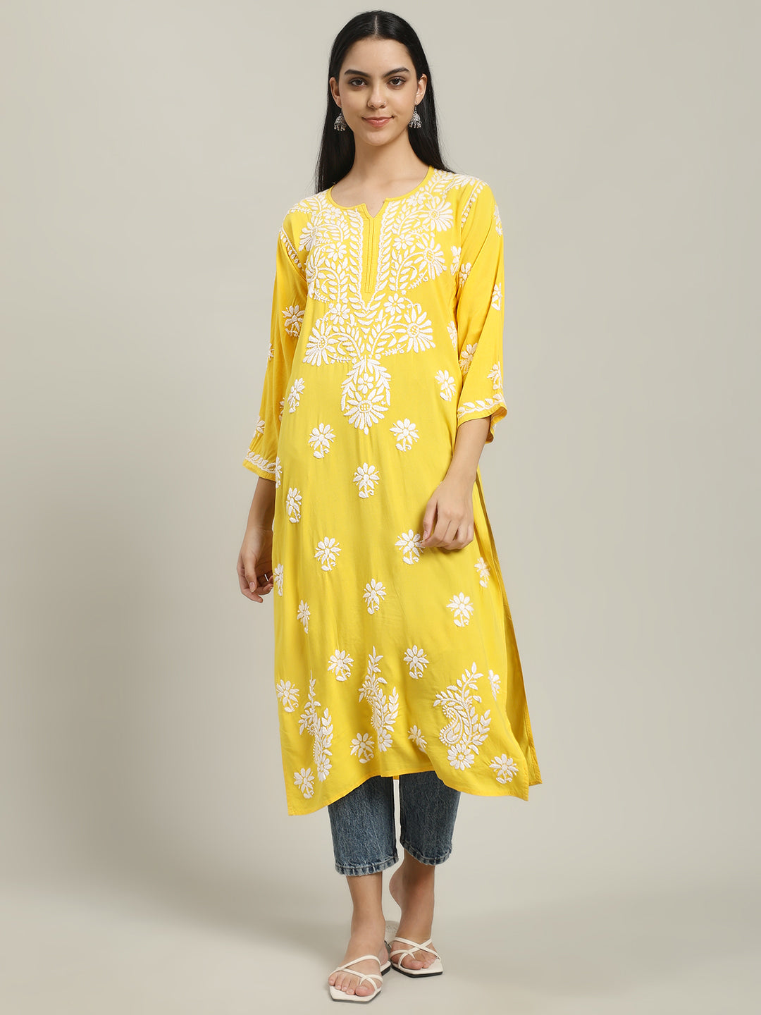 ChikanKari Kurti