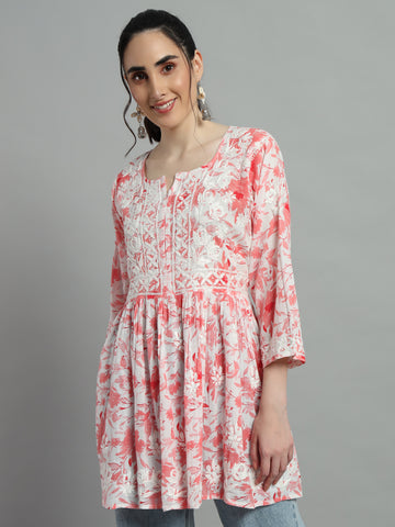 Short chikankari kurti for womens Short chikankari kurti for womens