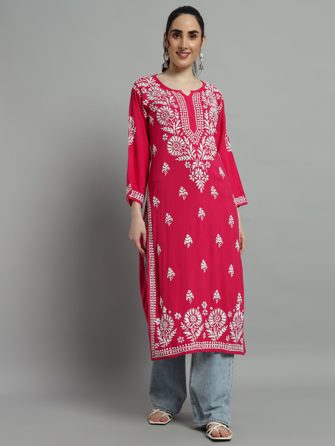 ChikanKari Kurti