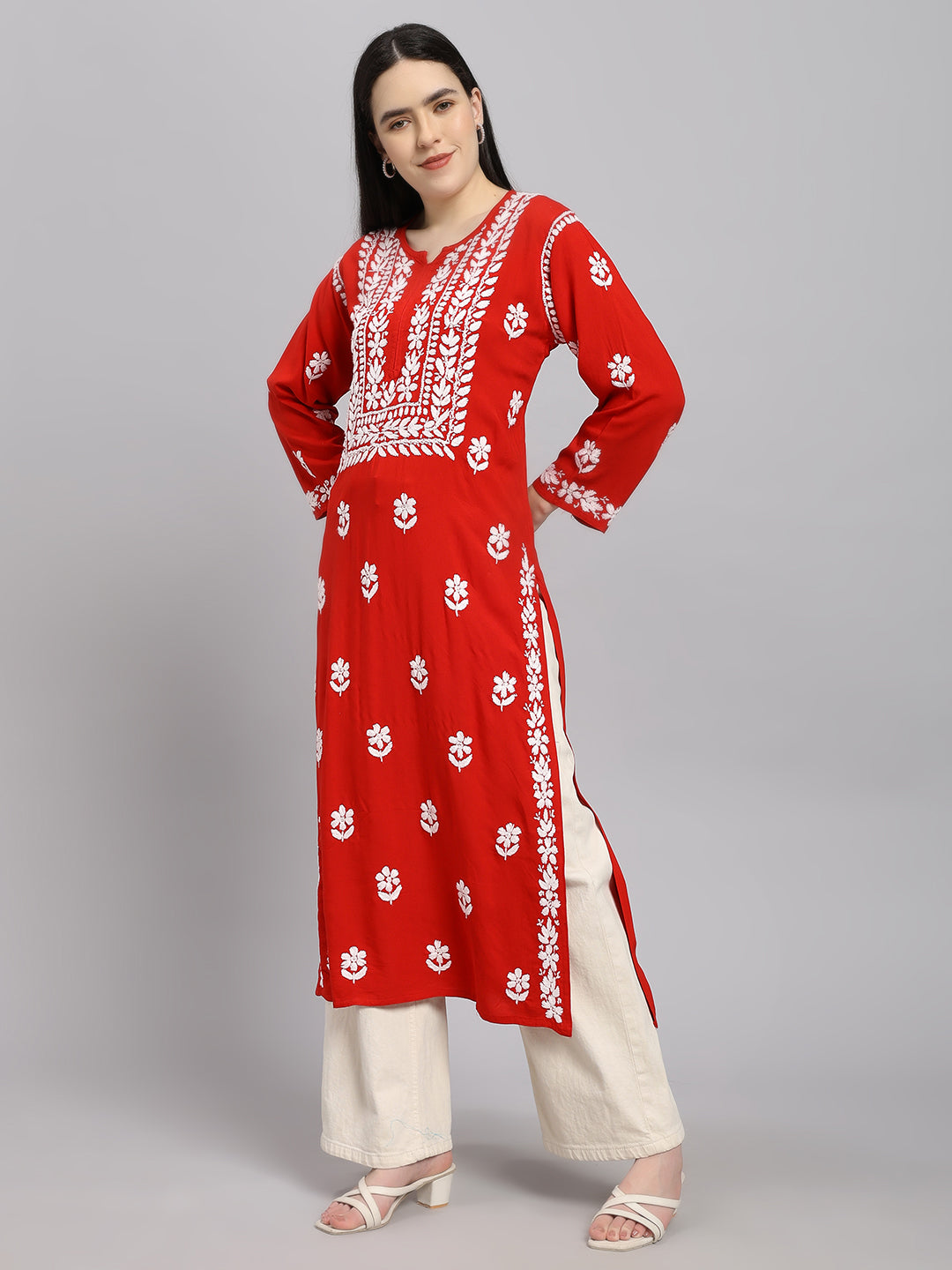 ChikanKari Kurti