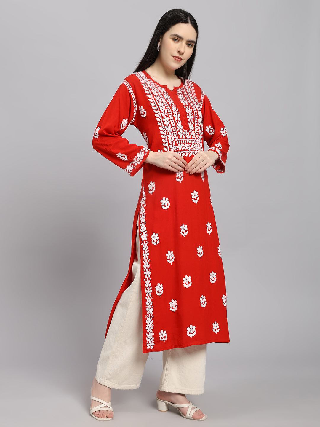 ChikanKari Kurti