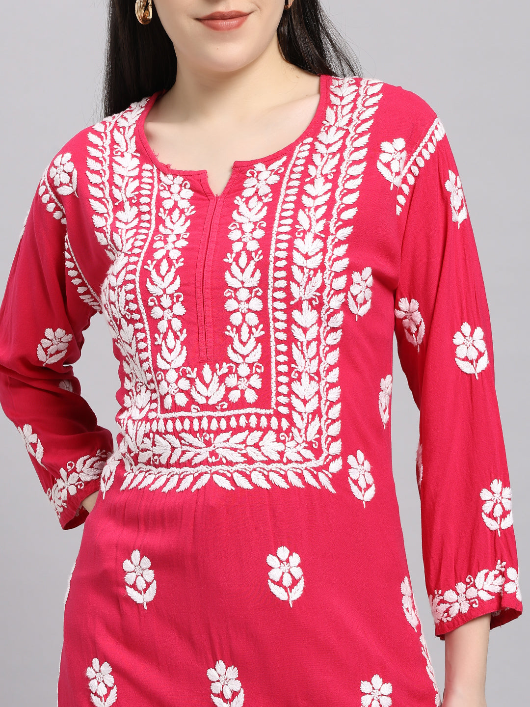 ChikanKari Kurti