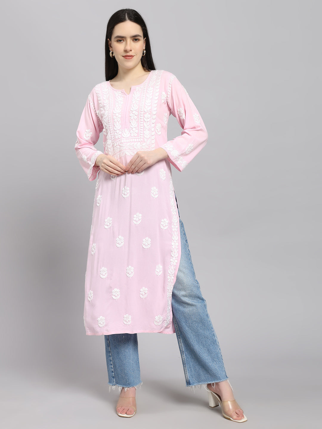 ChikanKari Kurti