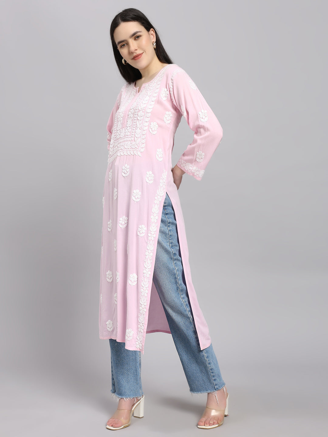 ChikanKari Kurti