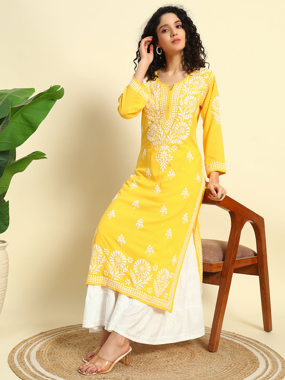 ChikanKari Kurti