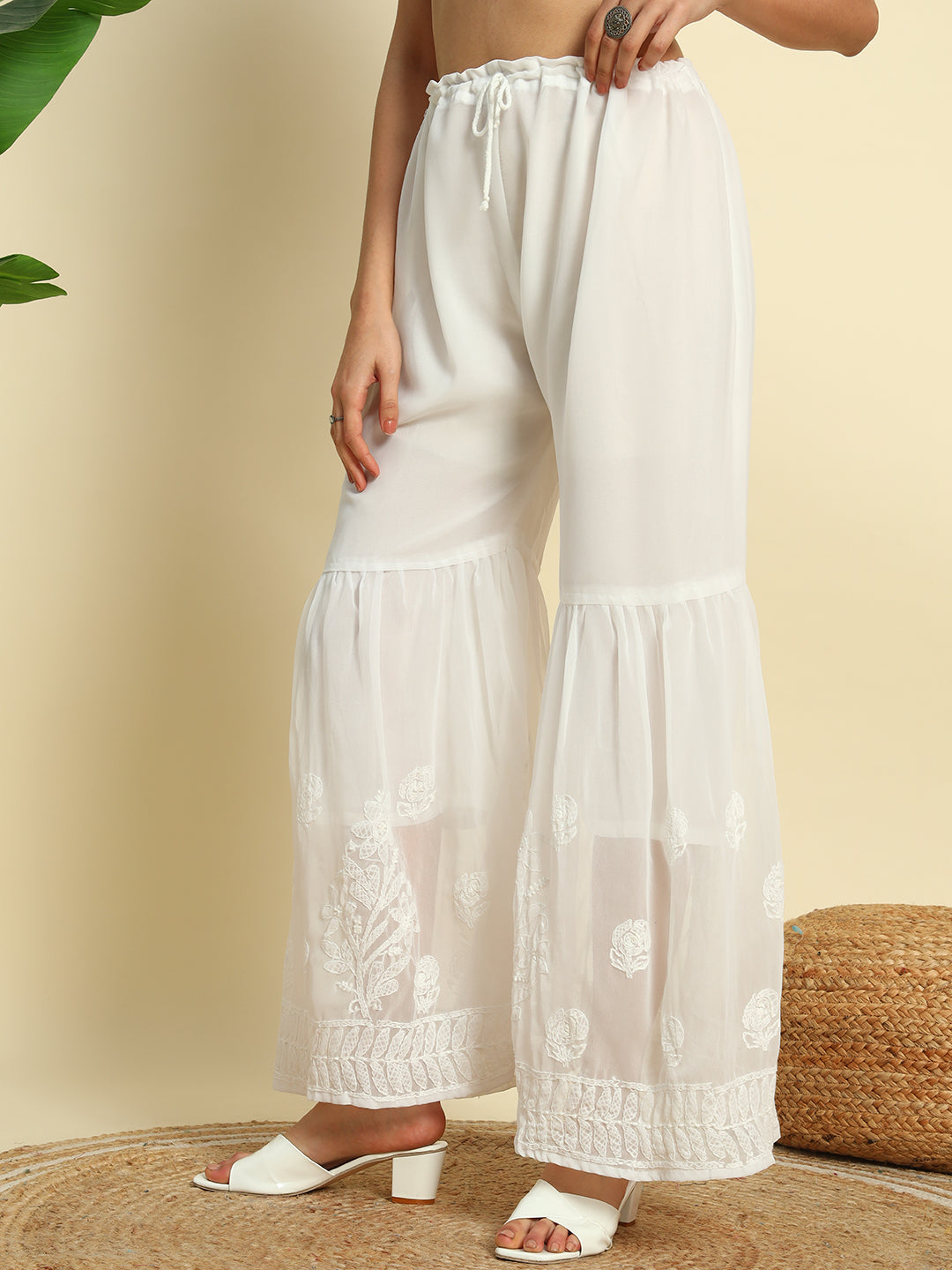 CHIKANKARI GHARARA