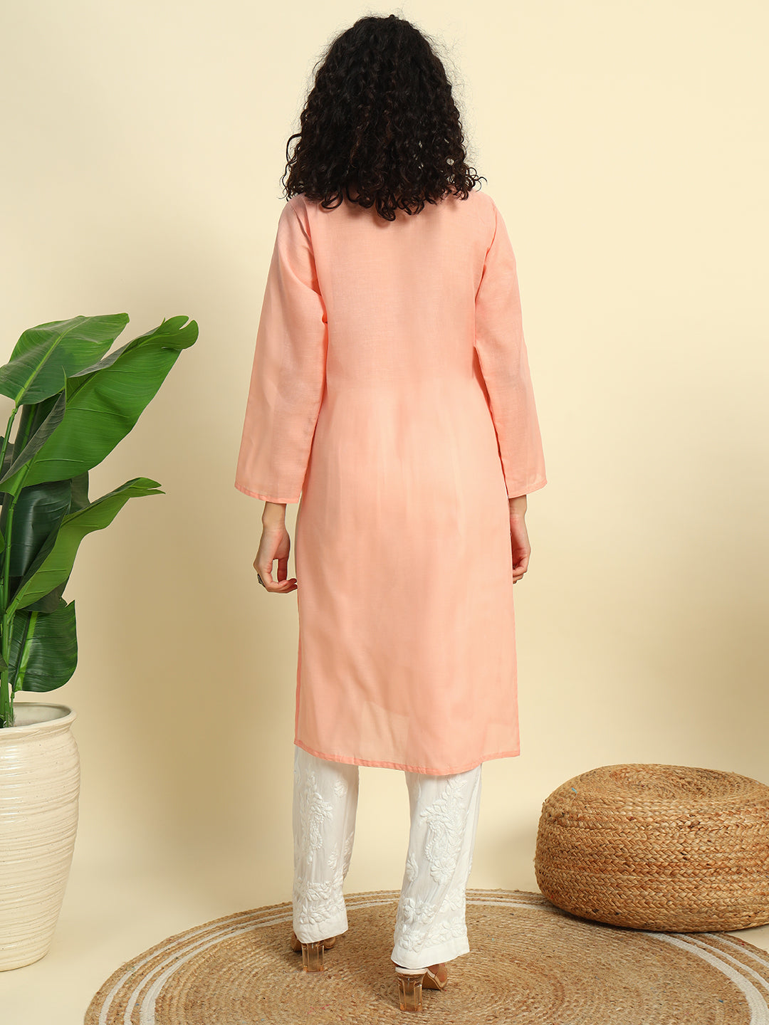 ChikanKari Kurti