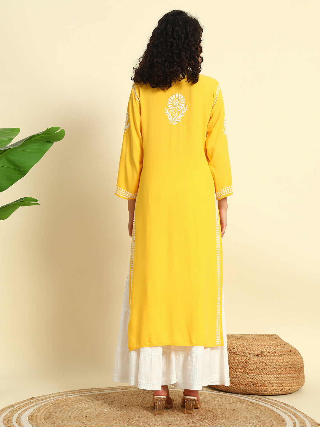 ChikanKari Kurti