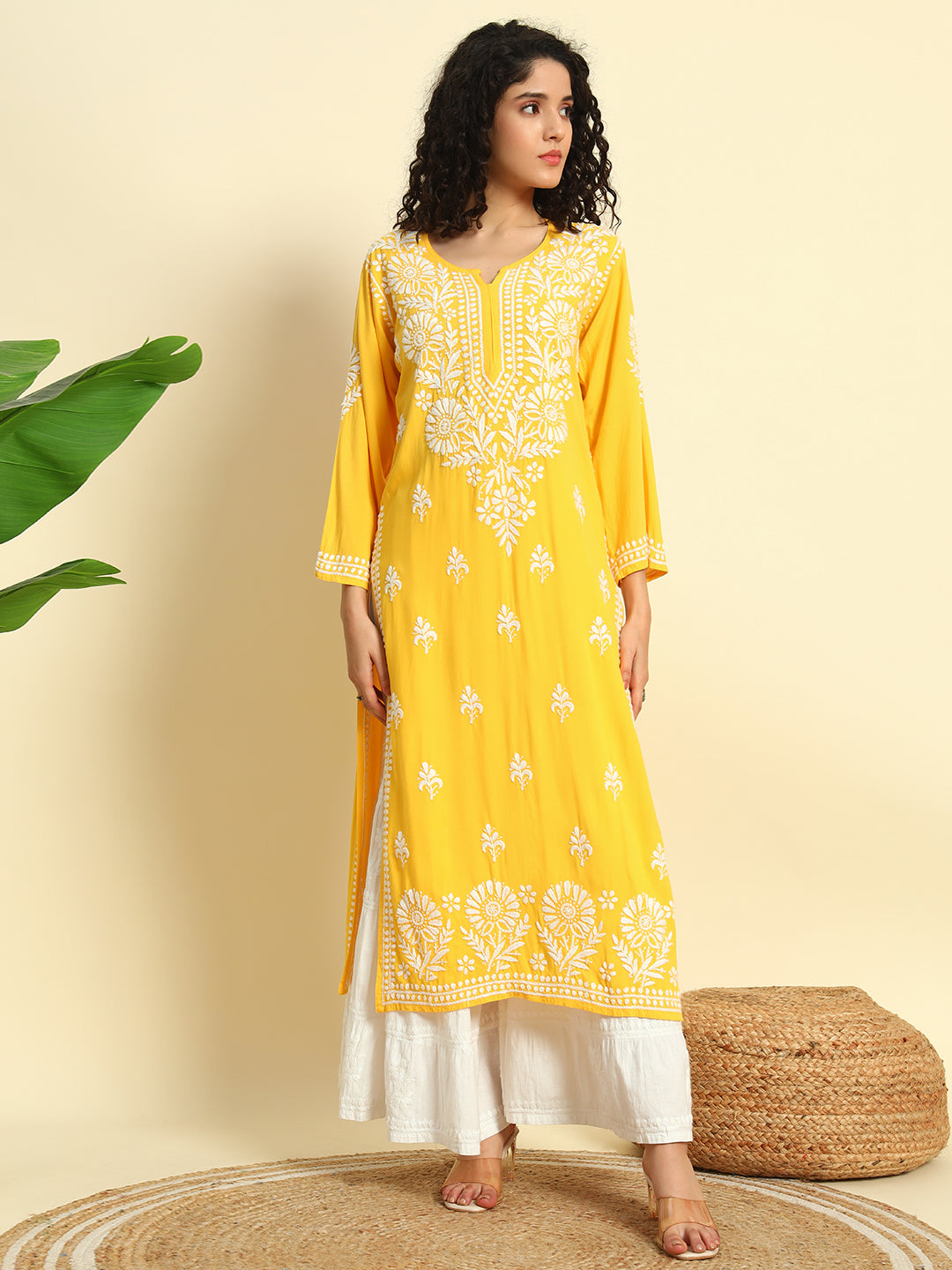 ChikanKari Kurti