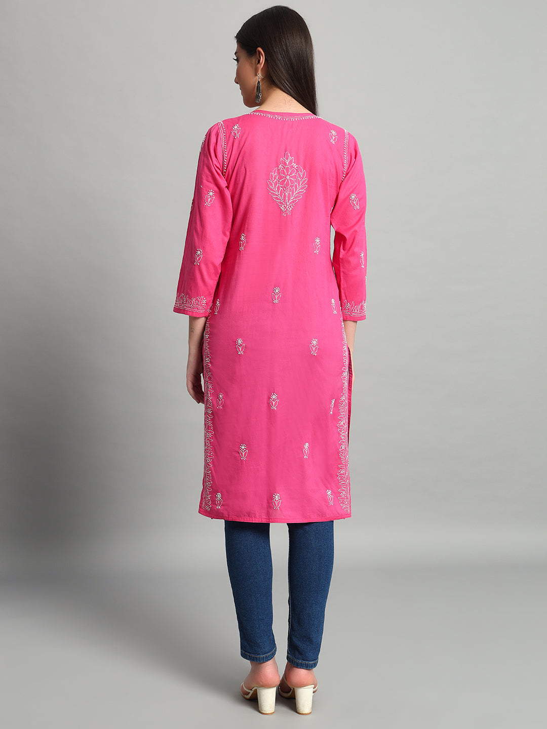 ChikanKari Kurti