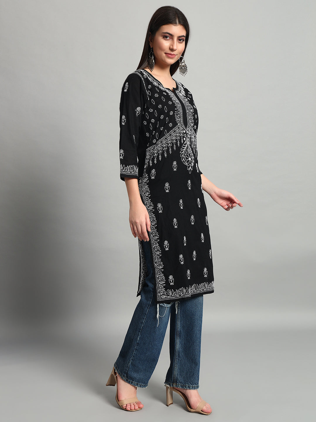 Chikankari Kurti