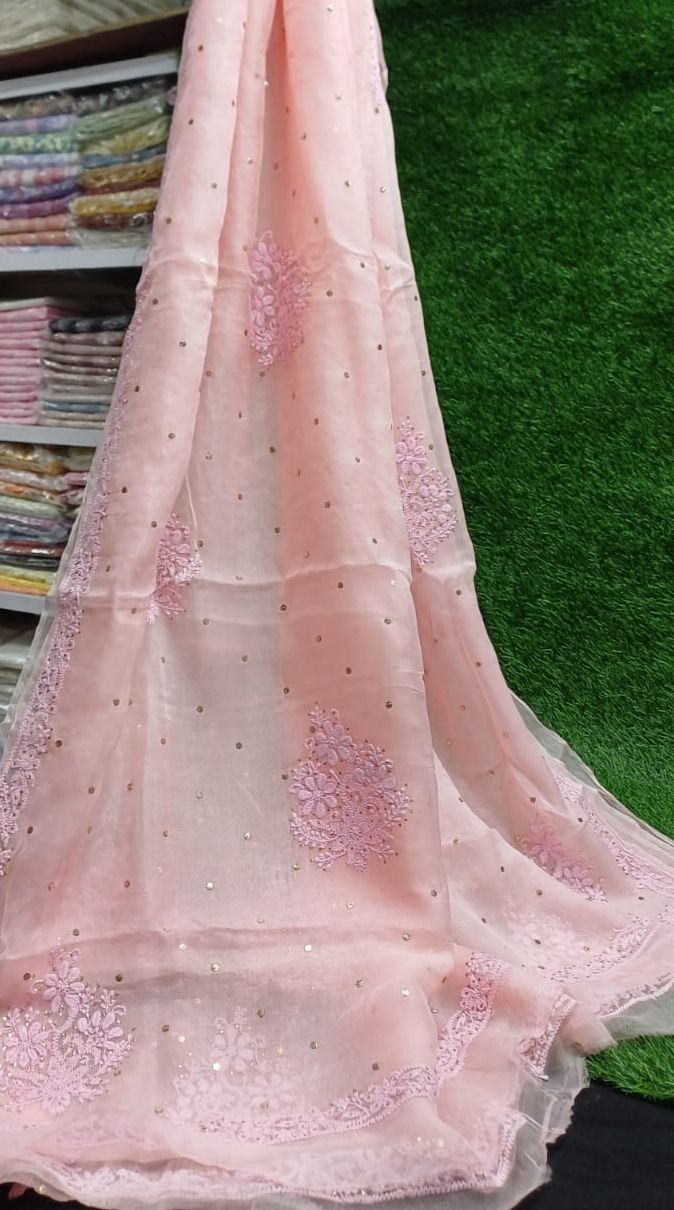 SAREE SAREE