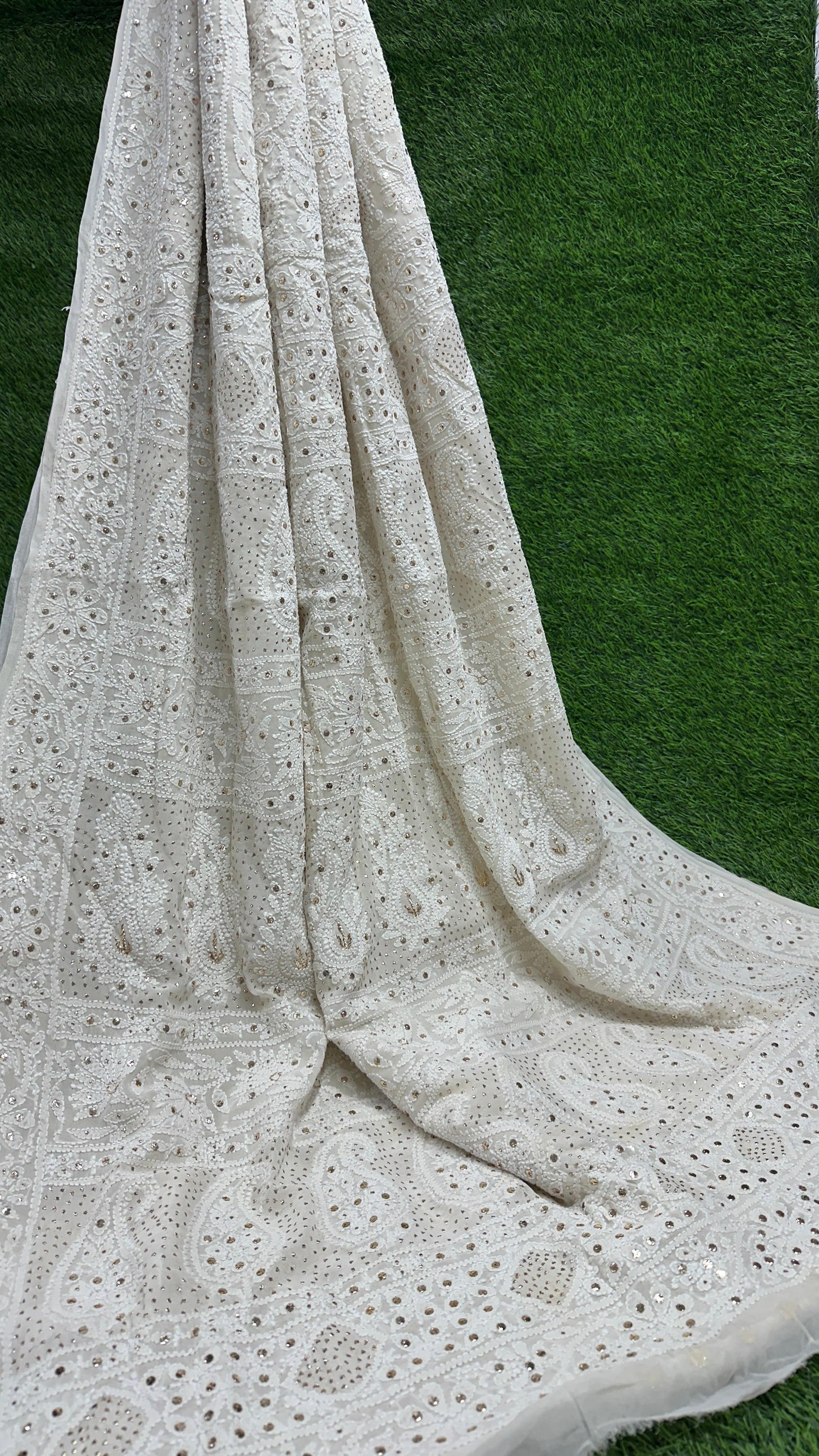 Heavy ChikanKari Saree