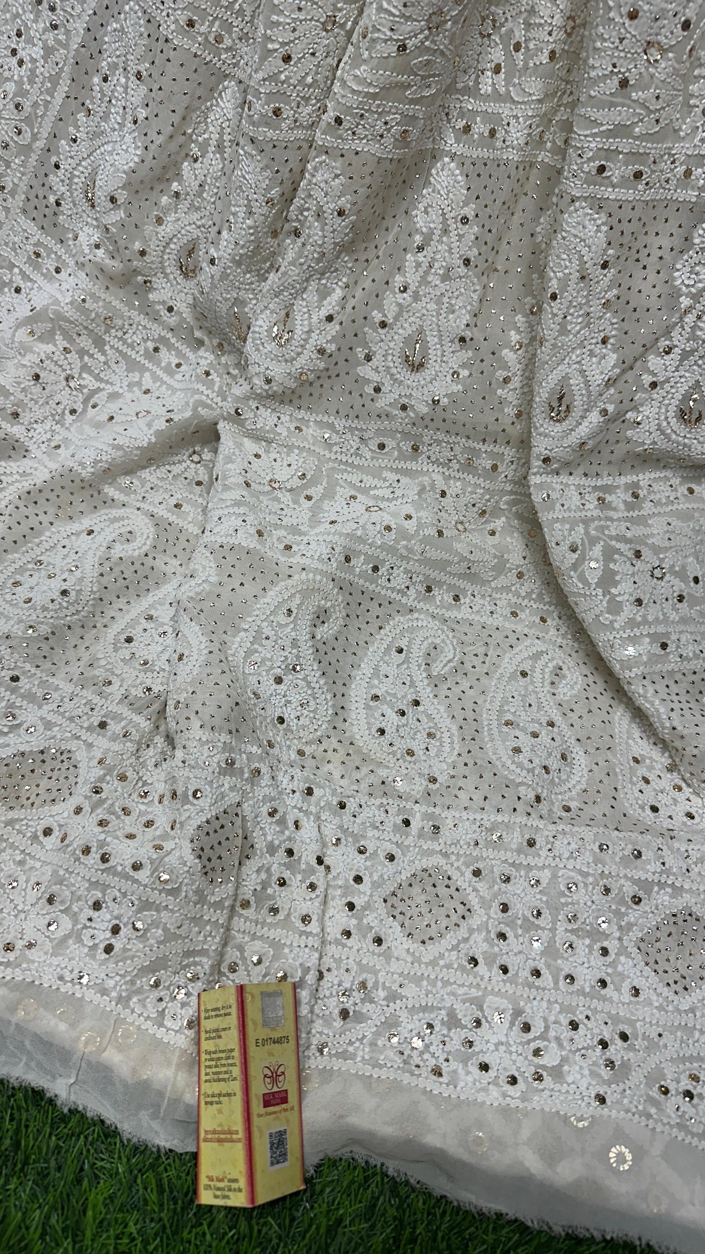 Heavy ChikanKari Saree