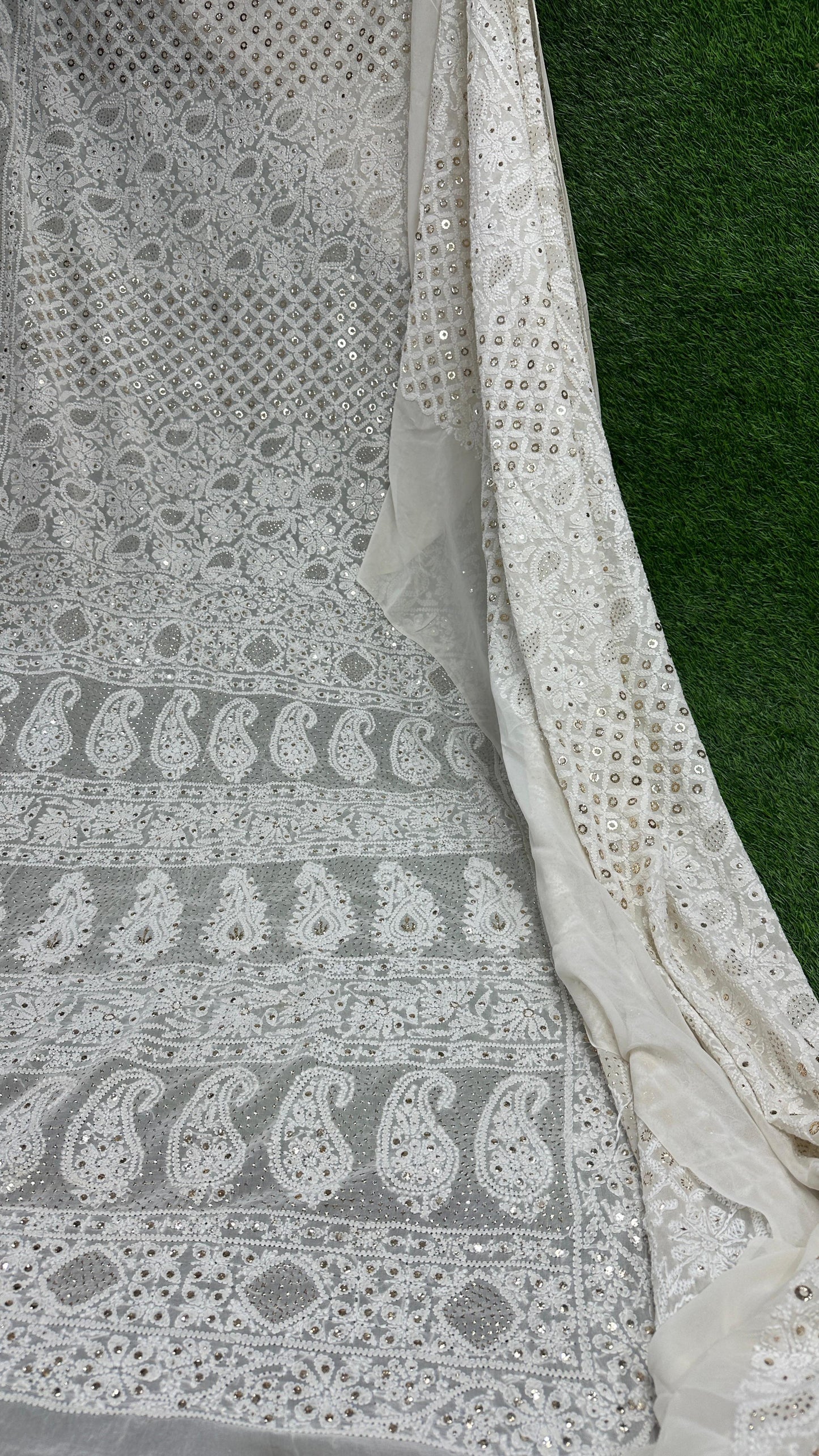 Heavy ChikanKari Saree