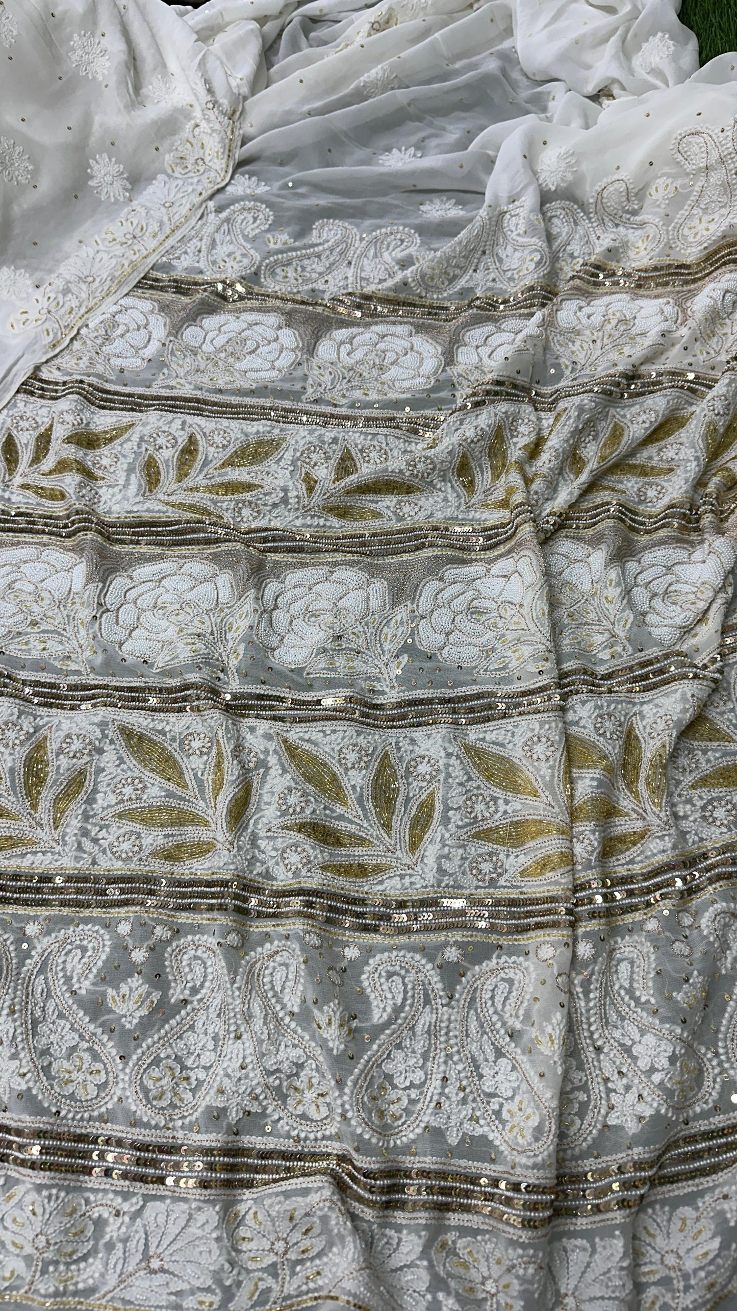 ChikanKari Saree