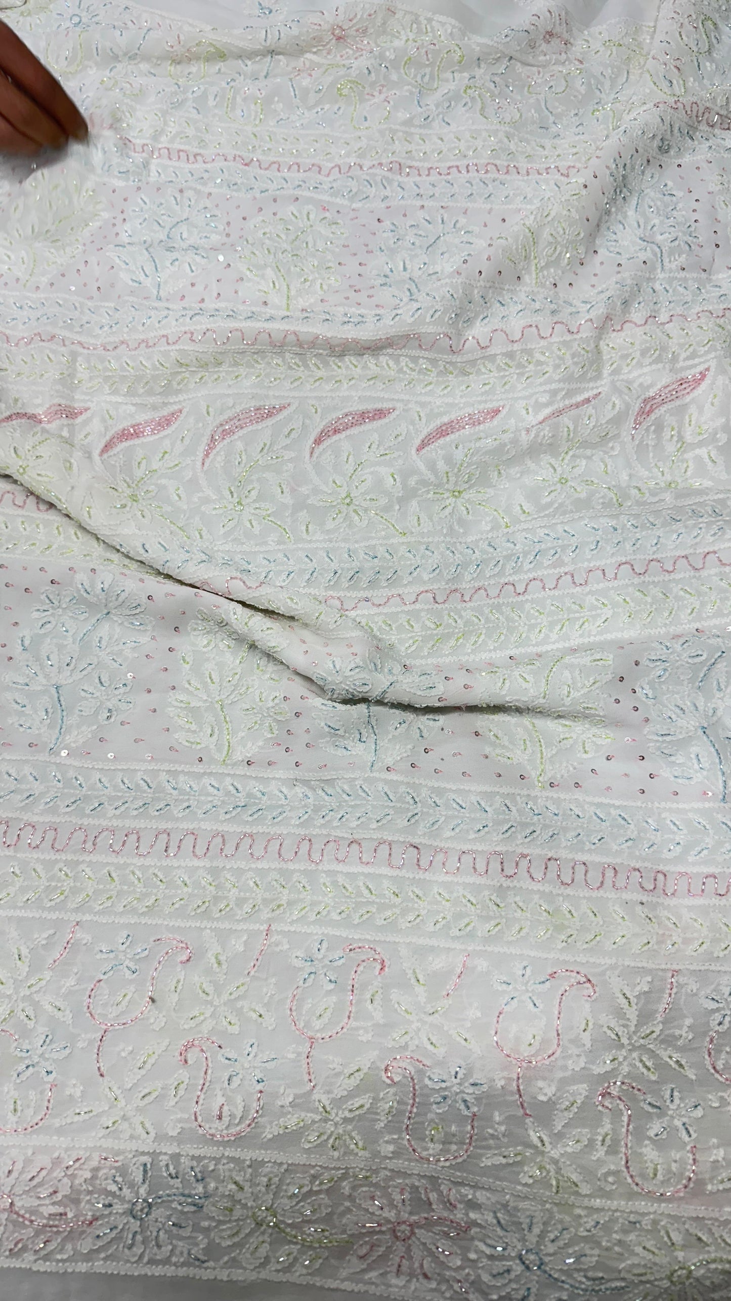 ChikanKari Saree
