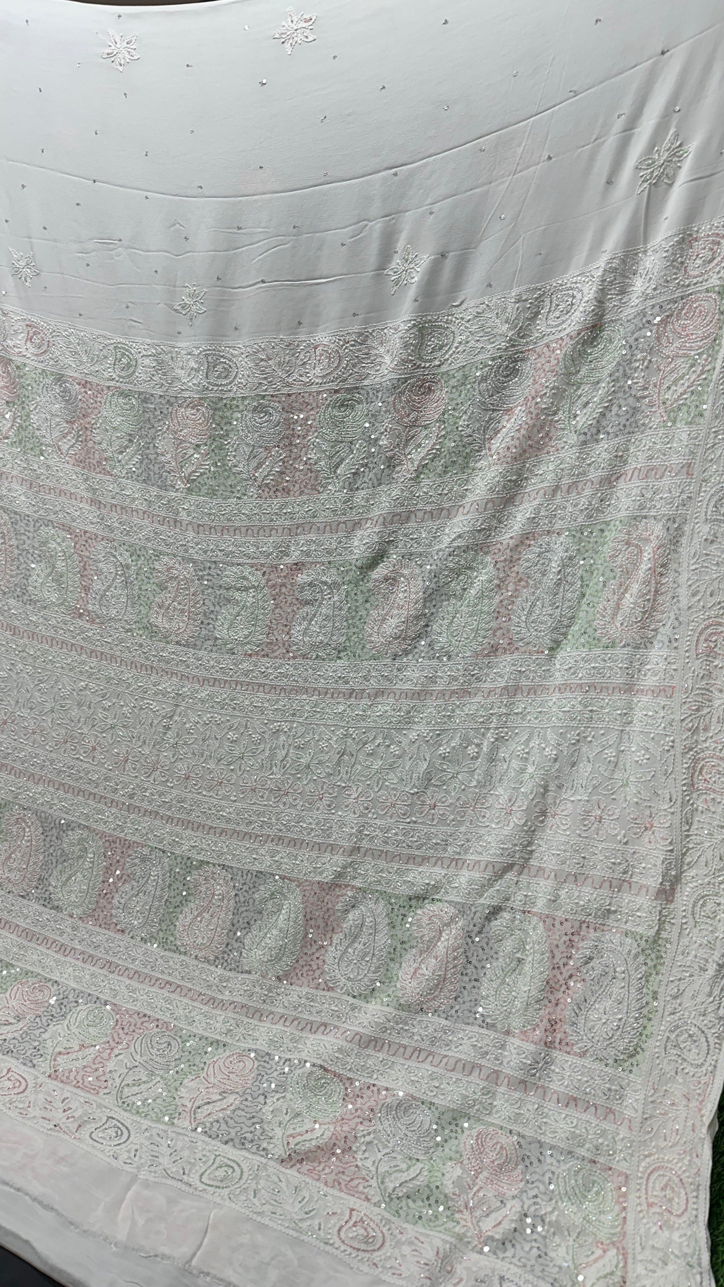 ChikanKari Saree