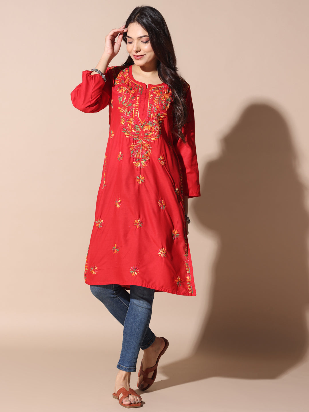 chikankari kurti