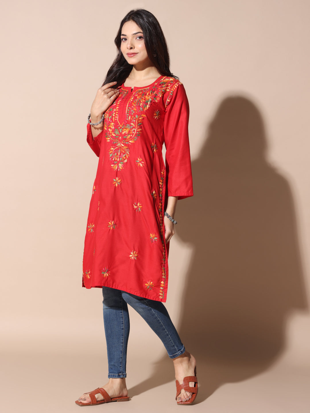 chikankari kurti