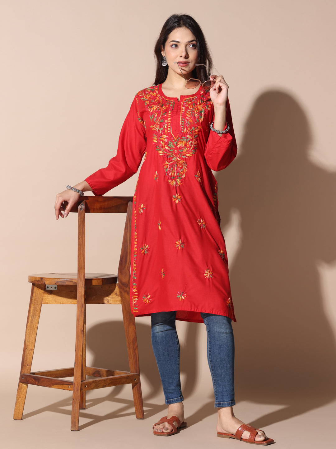 chikankari kurti