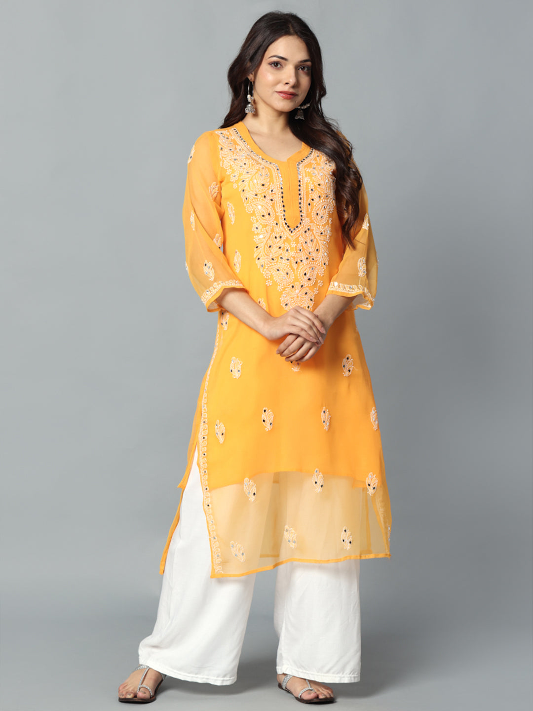 Chikankari kurti