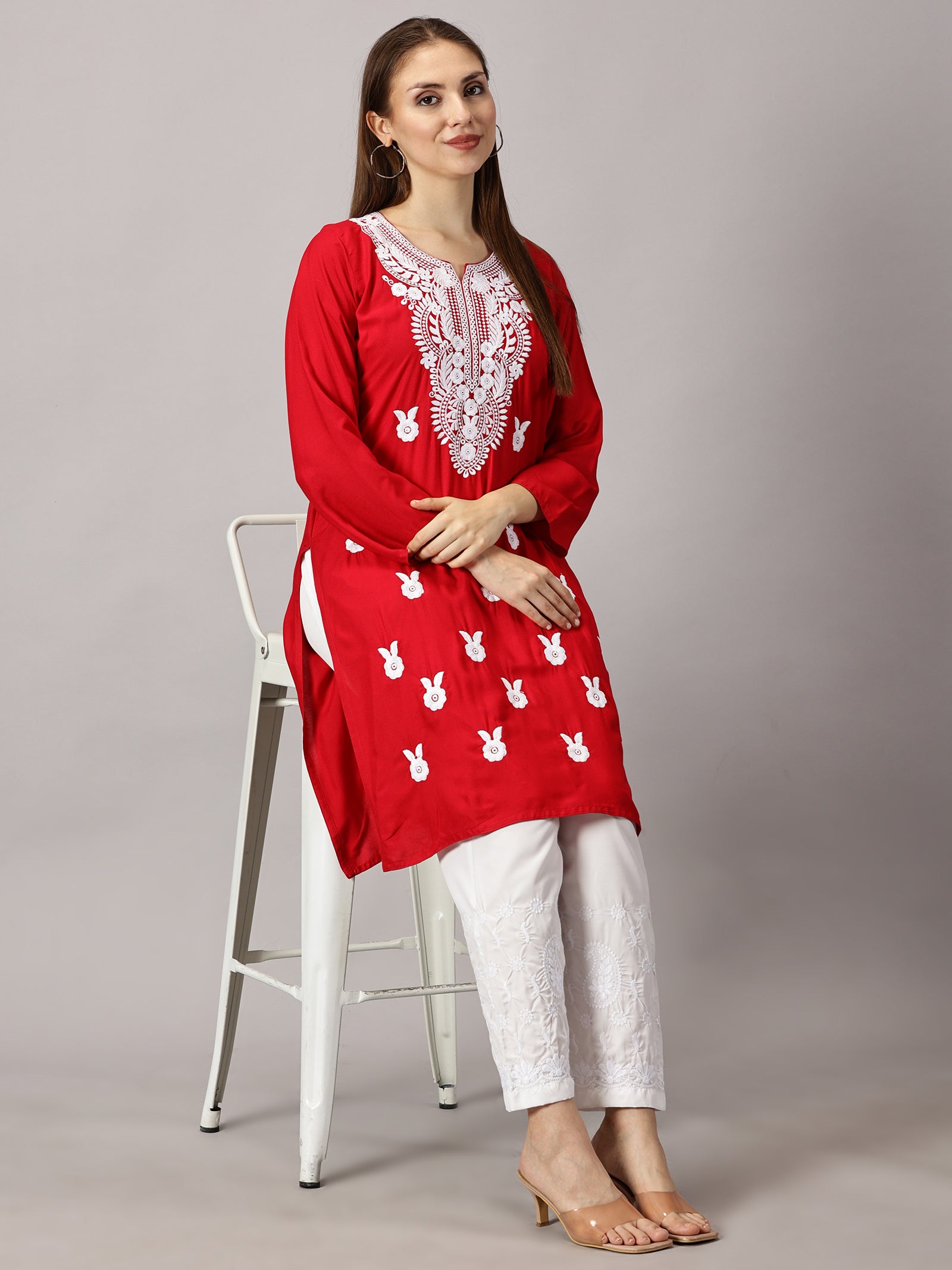 chikan kurti