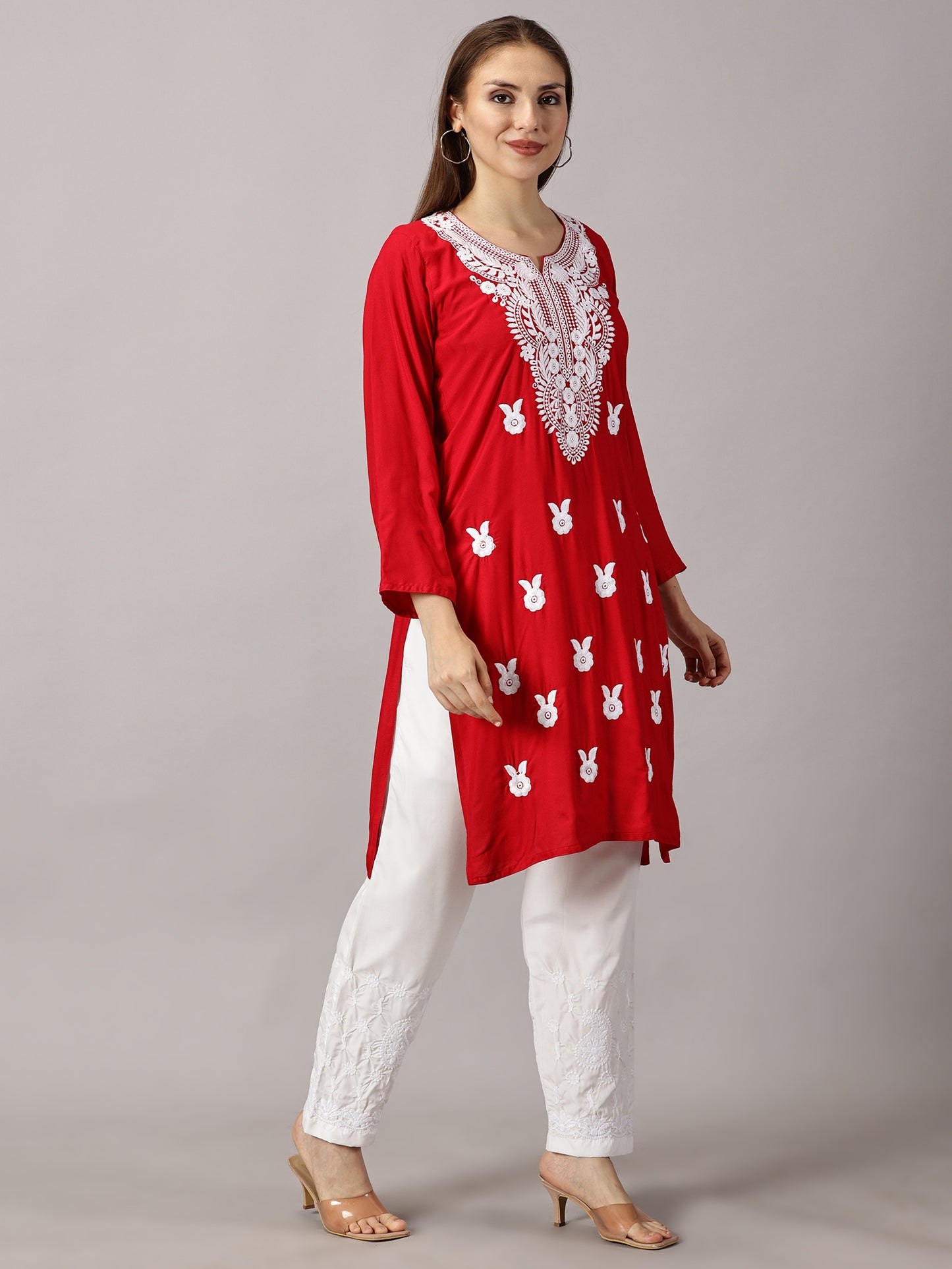 chikan kurti